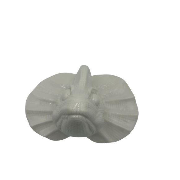 Lurking Lizard Flared Neck Lizard wall Hook - Picture 13 of 13